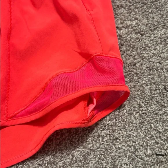 Lululemon Hotty Hot Low Rise Lined Shorts - Picture 3 of 9